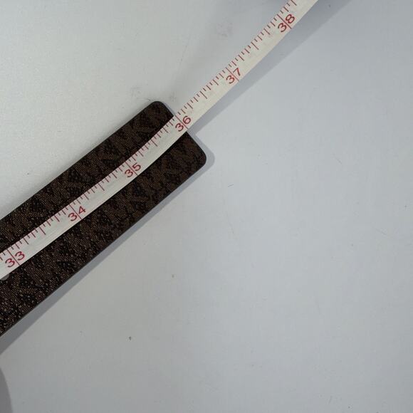 Michael Kors Logo Belt, Vanilla Brown Medium 36” Twist Reversible MK all-over - Picture 10 of 10